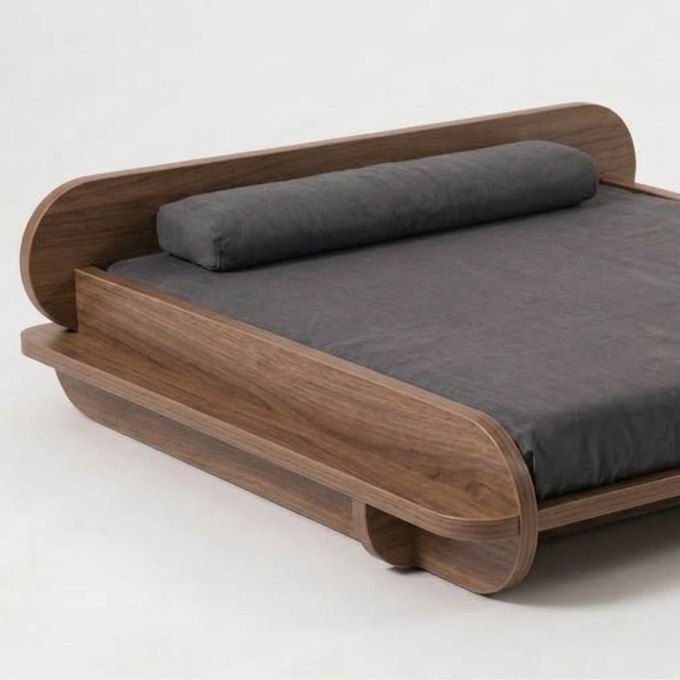 Rounded side panel and bolster of the Petsy bed